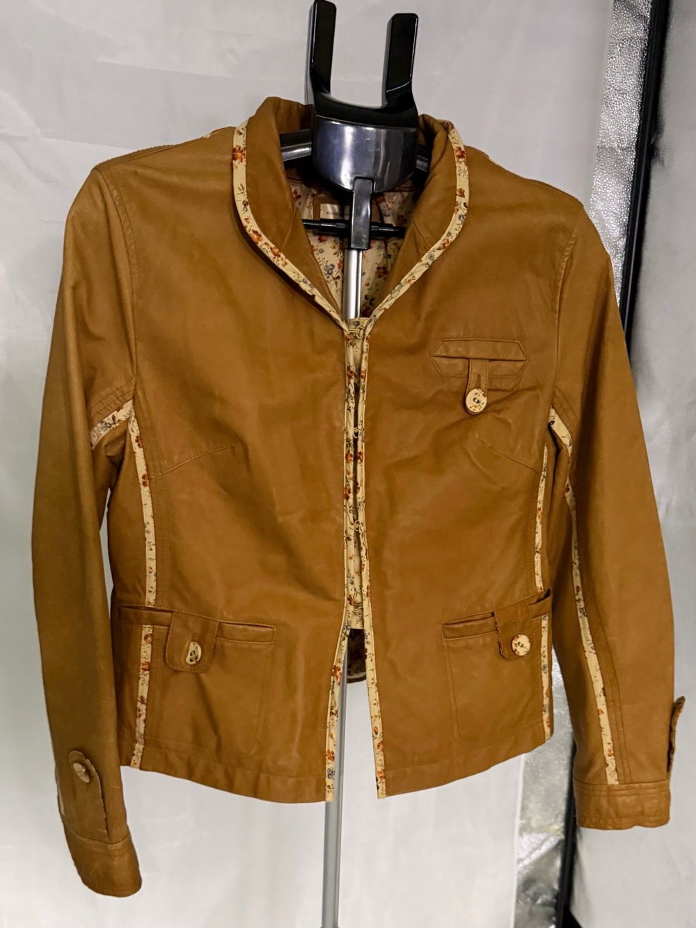 Vintage Wilsons Brown Leather Jacket Large Cotton Floral Lining Hook Eye Closure